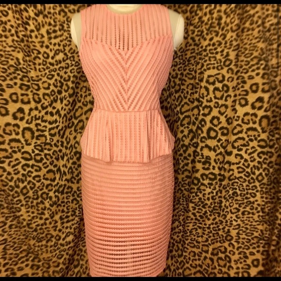 peplum top and pencil skirt no belt - Picture 2 of 3